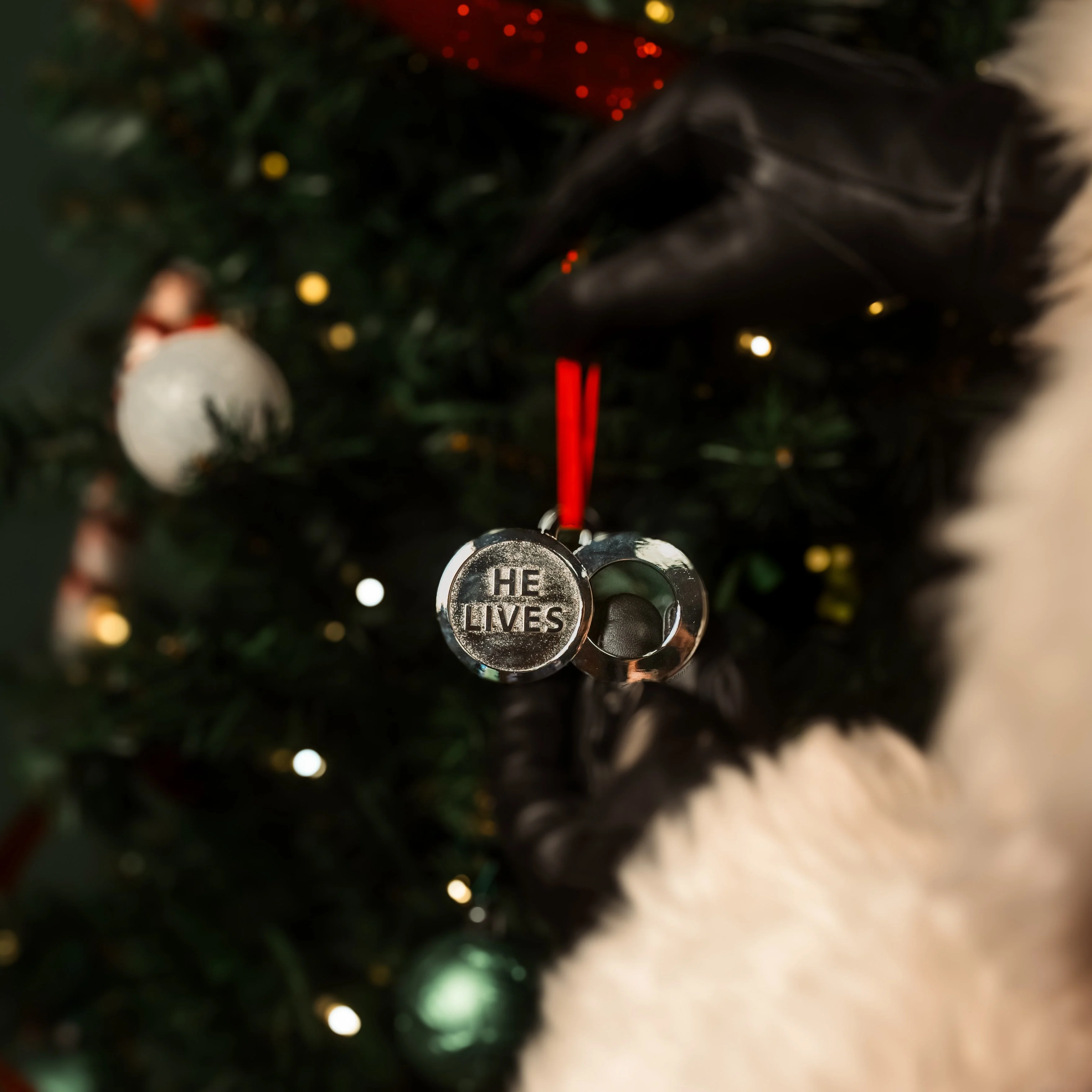 Empty Tomb Christmas Ornament - Image 2